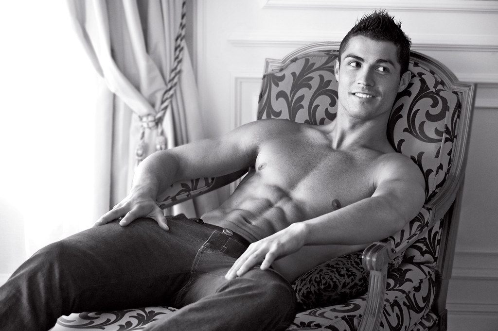 Cristiano Ronaldo naked for Emporio Armani jeans campaign