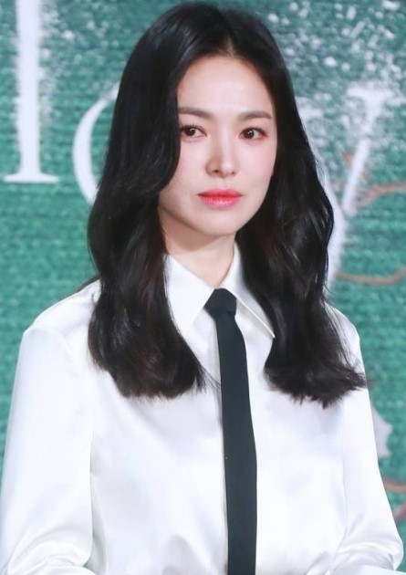 Song Hye-kyo 송혜교 2022