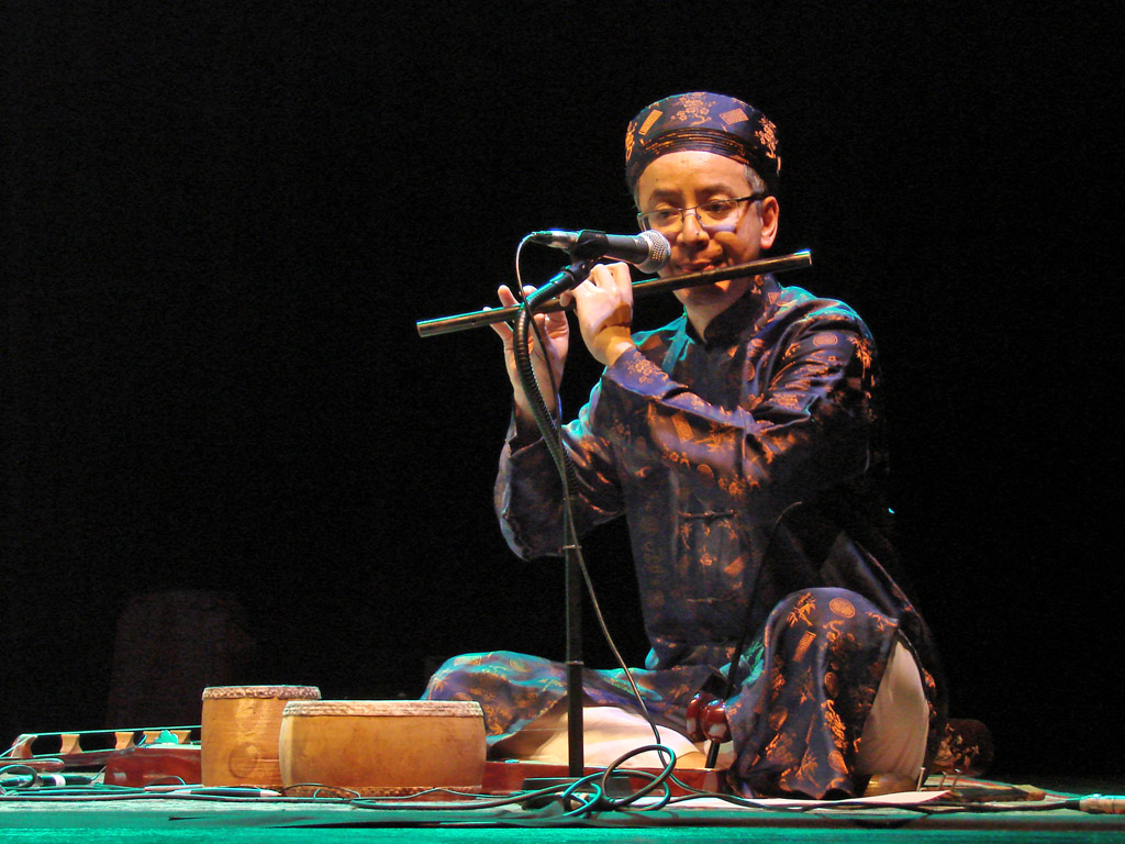 Phạm Hương